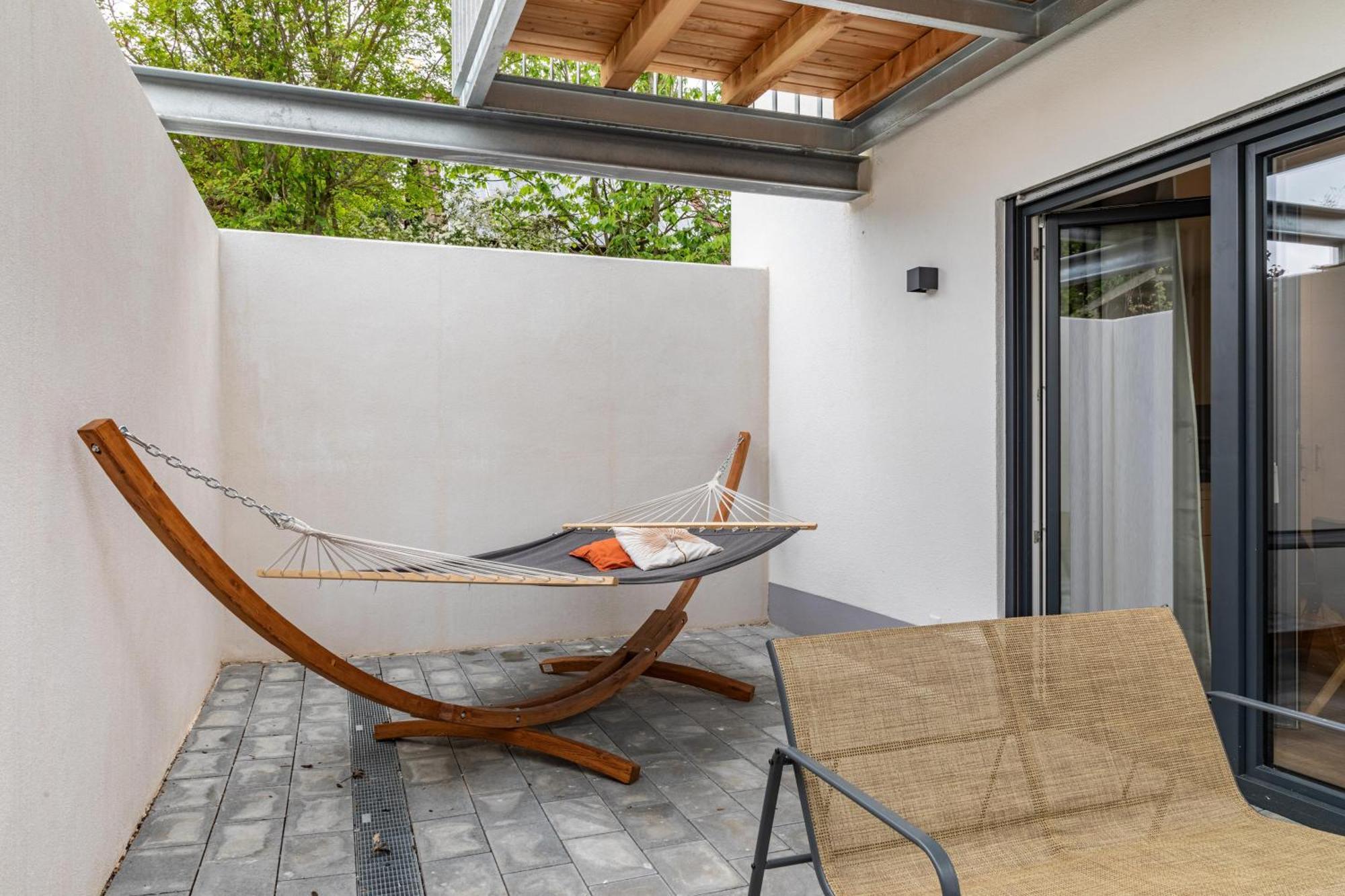 Studio 1 Parkside Apartments Gunzburg Bagian luar foto